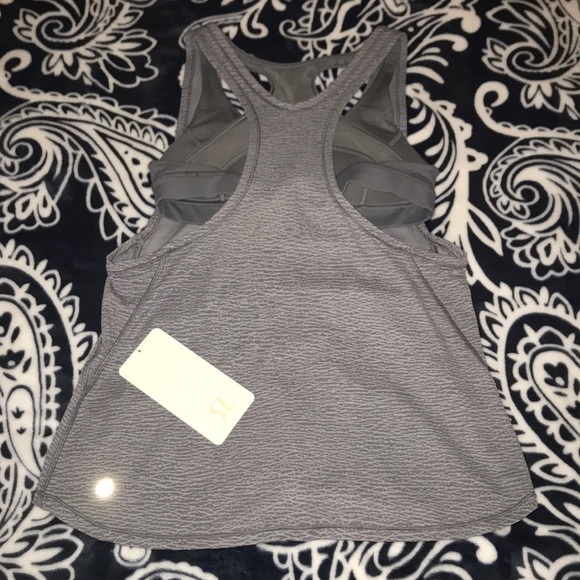 LULULEMON GLIDE AND STRIDE TOP - Picture 2 of 3